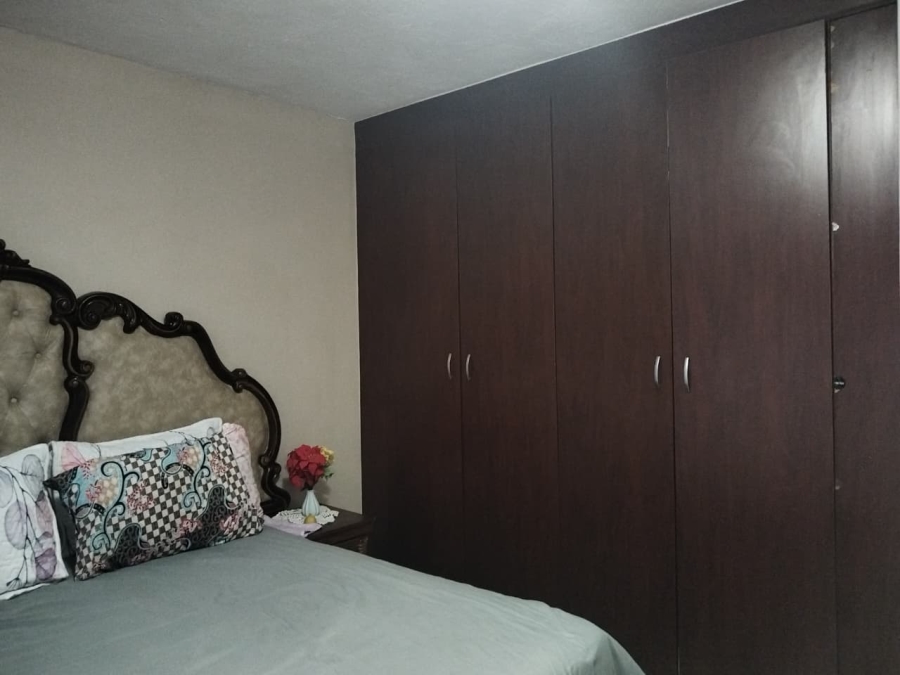 2 Bedroom Property for Sale in Potchefstroom North West